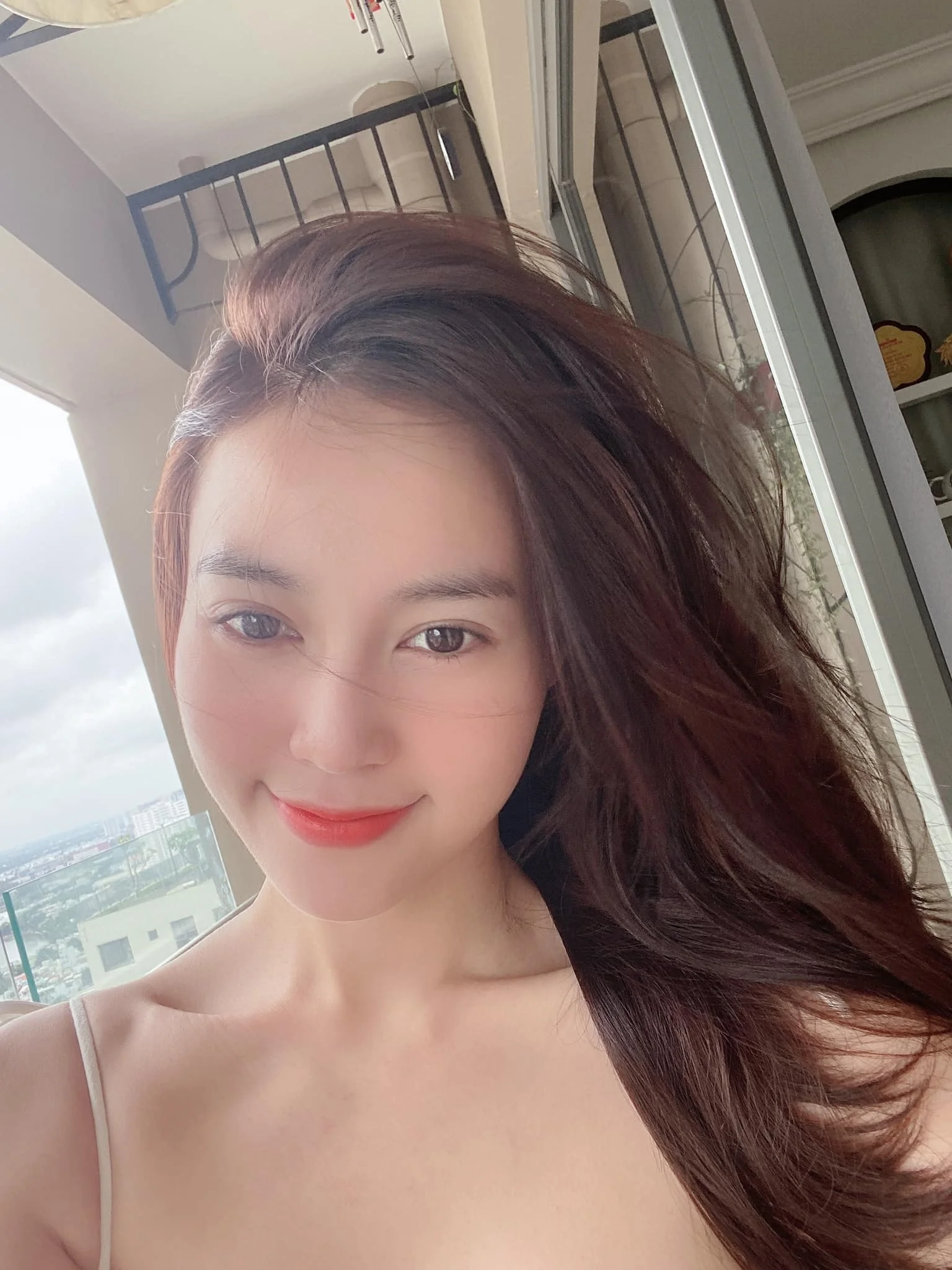 Ninh Dương Lan Ngọc tuổi 31 ảnh 1