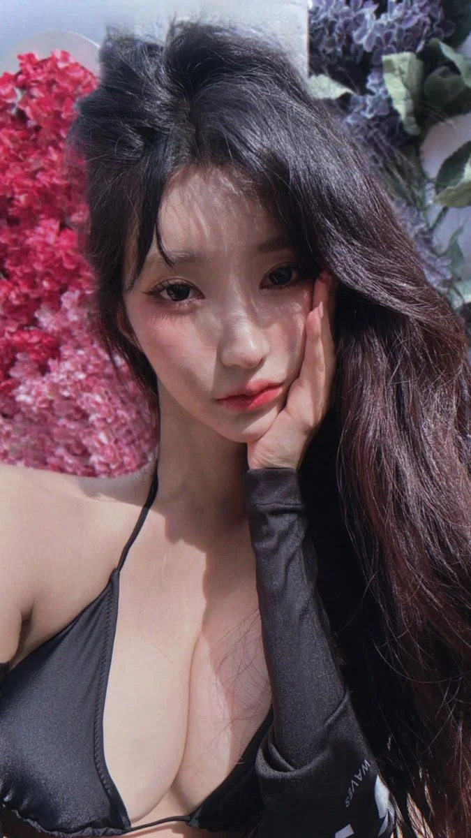 Mẫu sex gái xinh dáng ngon thứ 15