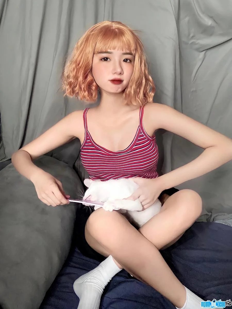 Người mẫu ảnh Trà Hạ Ly