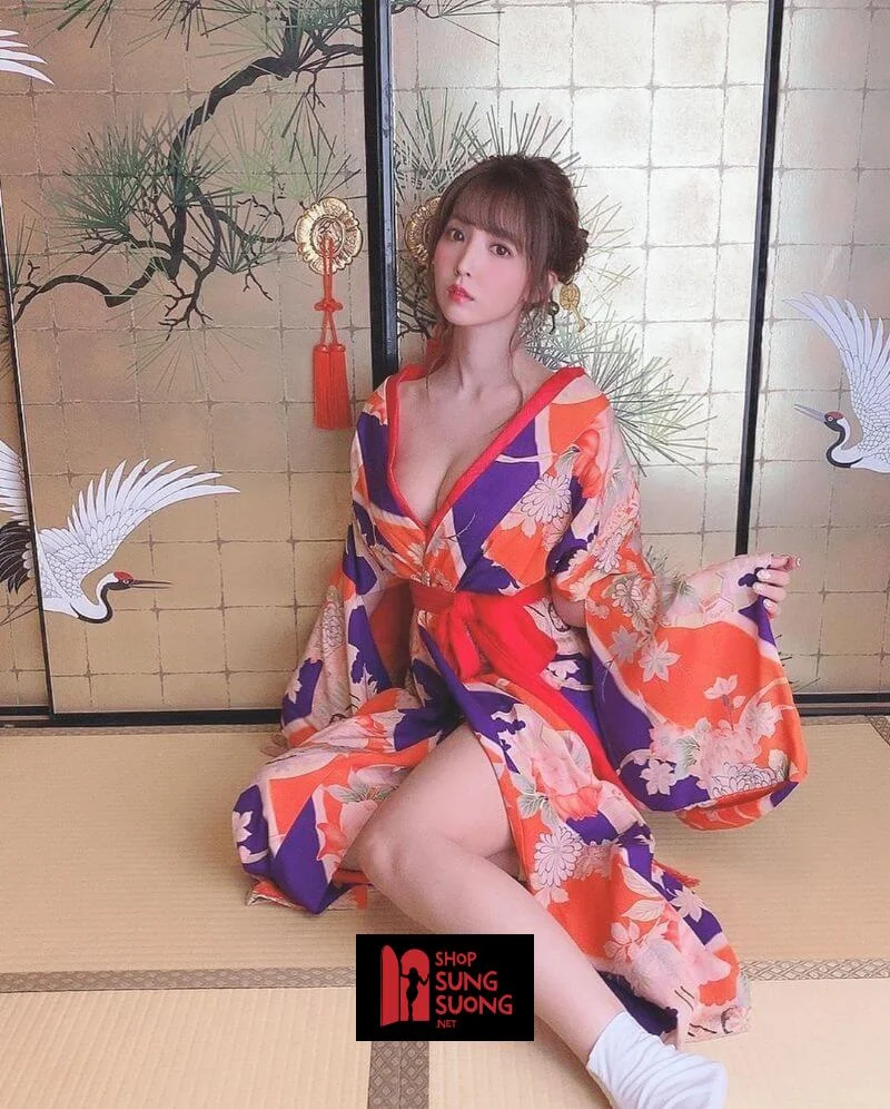 Yua Mikami ngây thơ quyến rũ