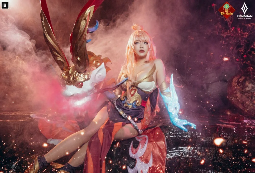 Gái xinh cosplay Tel'Annas Tân Niên Vệ Thần Liên Quân hình 2