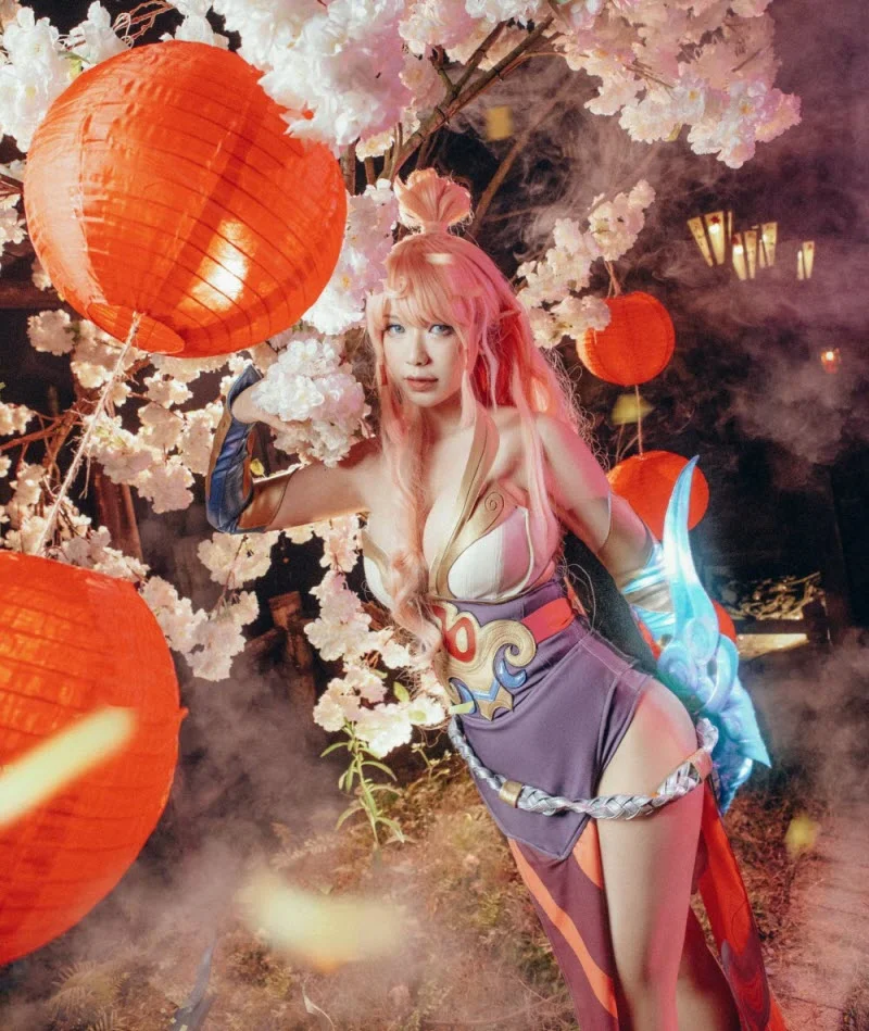 Gái xinh cosplay Tel'Annas Tân Niên Vệ Thần Liên Quân hình 1