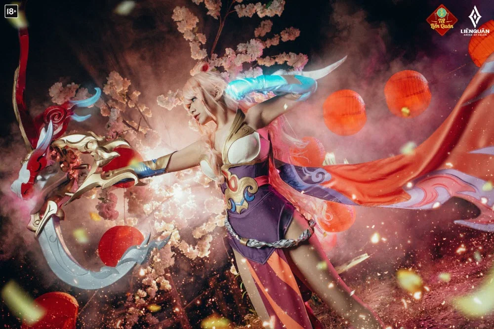Gái xinh cosplay Tel'Annas Tân Niên Vệ Thần Liên Quân hình 6