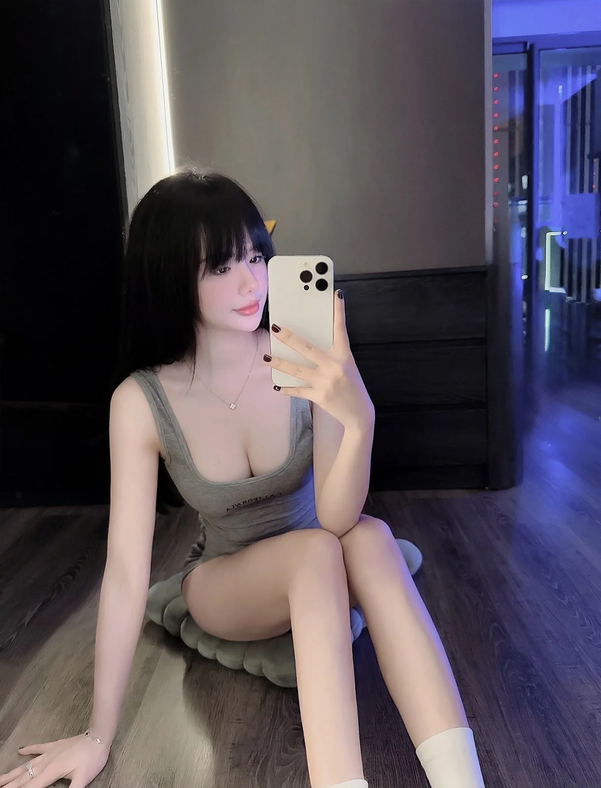 Bộ ảnh sex việt nam cô giáo, tấm 8