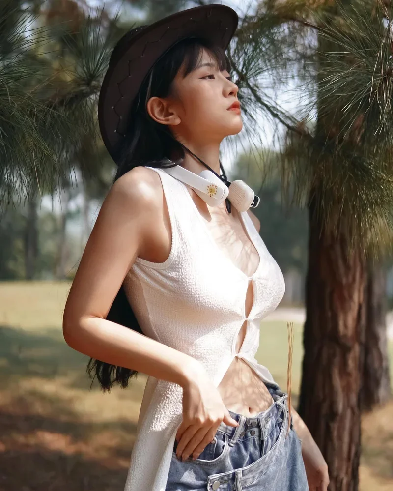 Ảnh minh hoạ lê bống sexy số 8