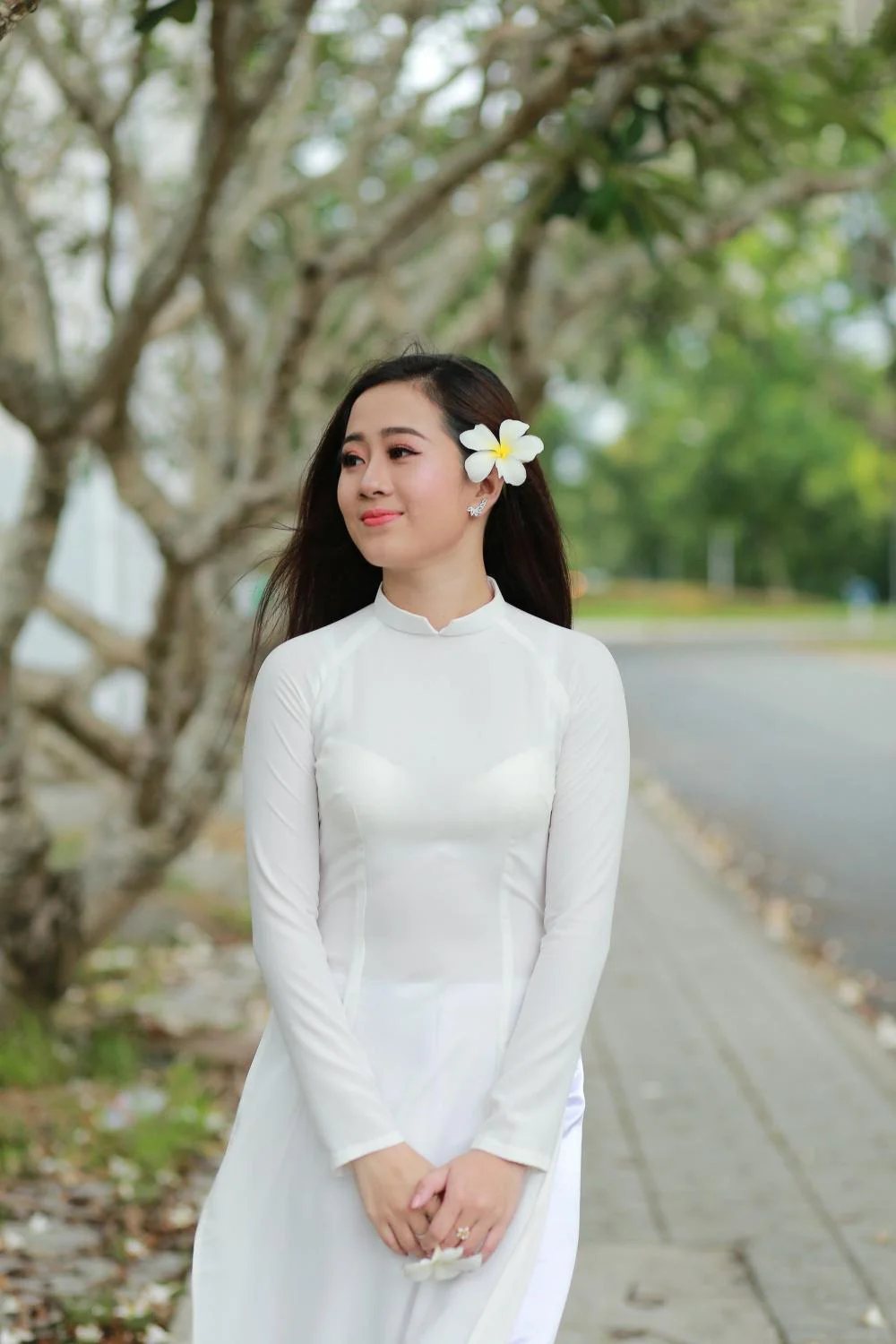Hình ảnh gái xinh mặc áo d� i đẹp
