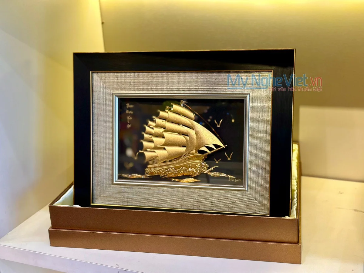 Tranh Thuận Buồm Xuôi Gió Dát Vàng tặng Tân Gia 27x 34